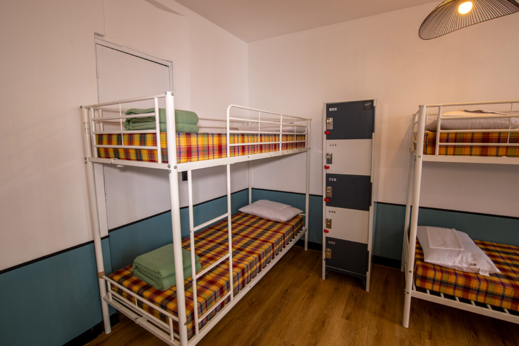 Bed in 6-Bed Mixed Dormitory Room (shared bathroom)